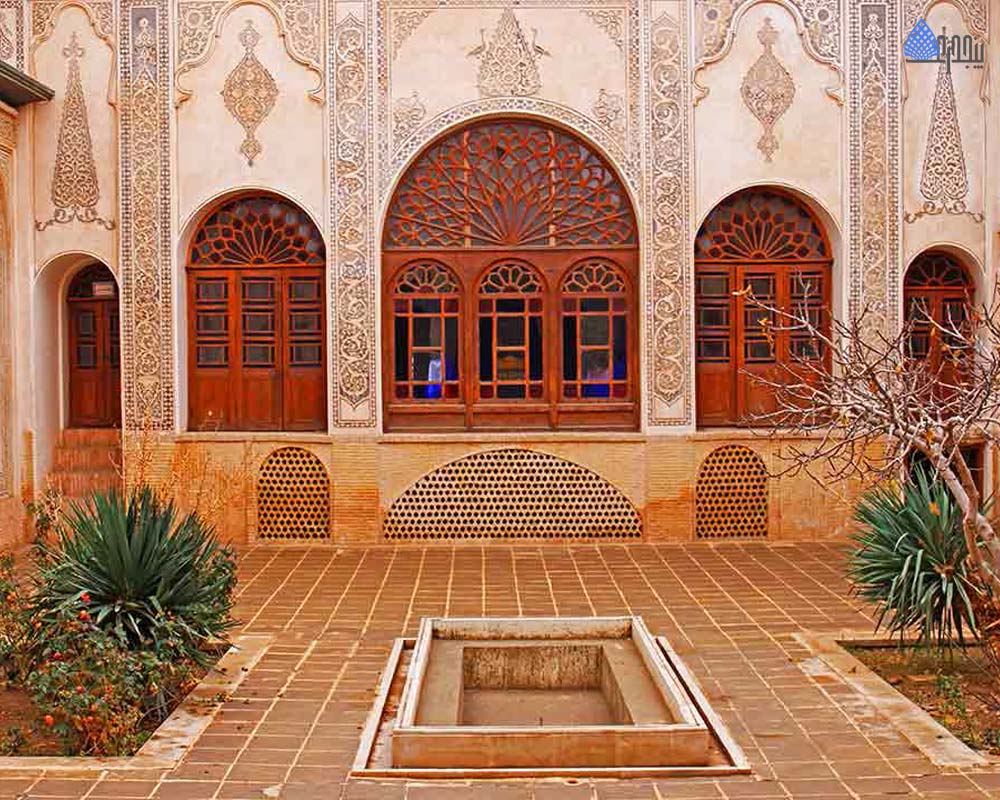 نمای مستقیم اتاق پنج دری